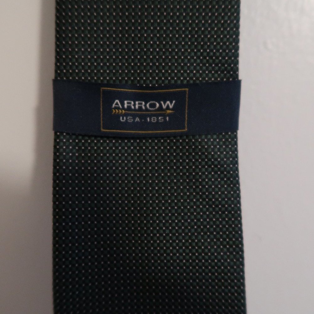 Arrow green micro dot neck tie NWT
